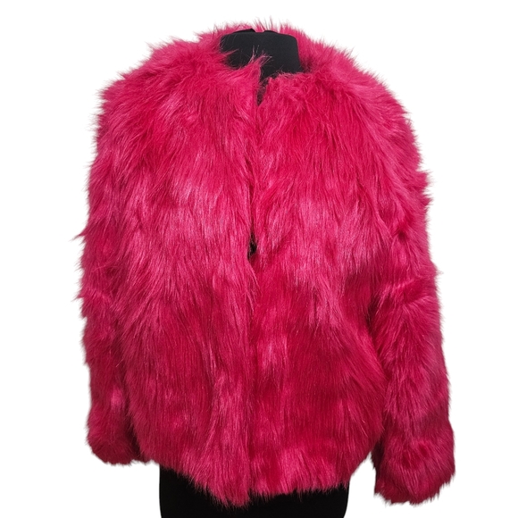 PINK FAUX FUR COAT - Picture 3 of 8